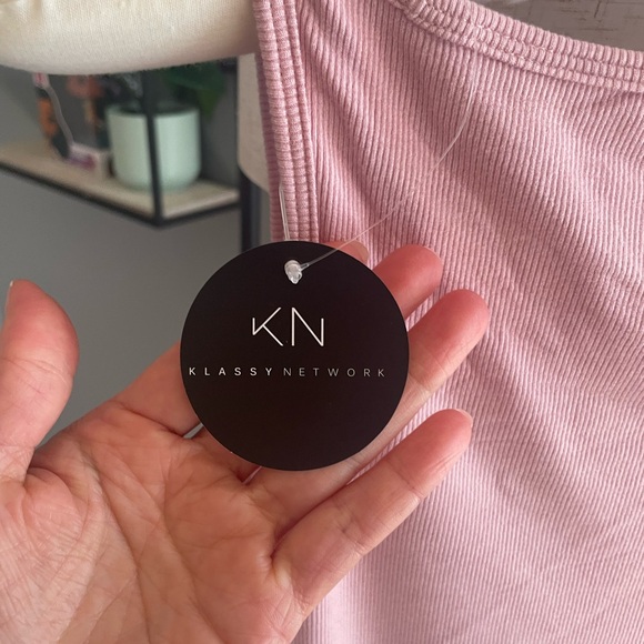 Klassy Network tank- brand new w/tags - Picture 4 of 4